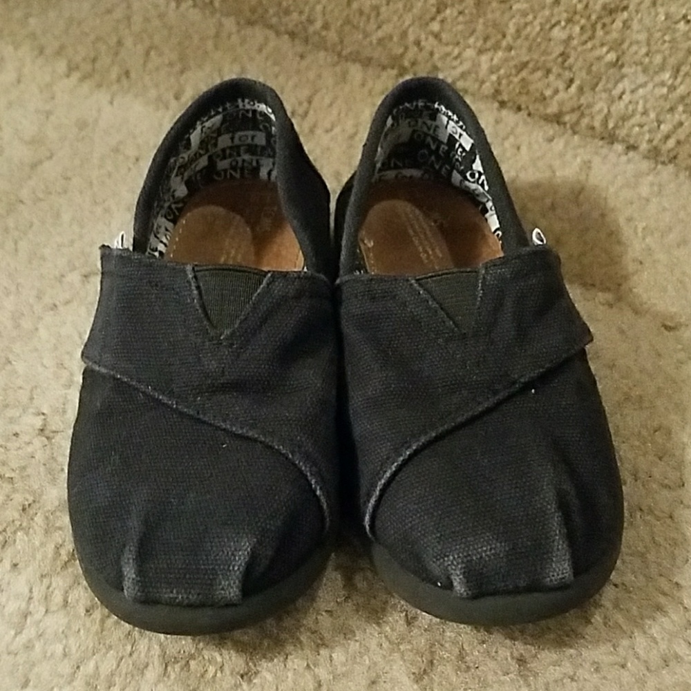 🛍 TOMS black tiny classics - 10